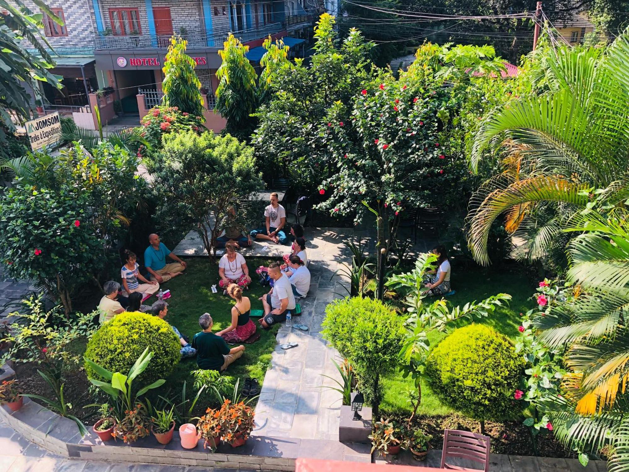 Hotel Guru Pokhara Exterior photo