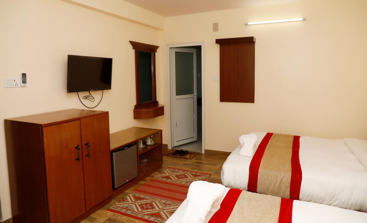 Hotel Guru Pokhara Exterior photo